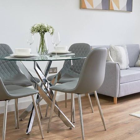 Modern Central Apartment - City Centre - Fast Wifi - Near Utilitia Arena & Icc 버밍엄 외부 사진