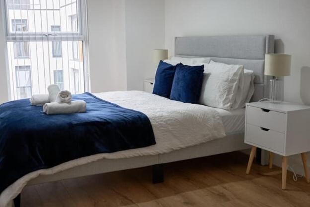 Modern Central Apartment - City Centre - Fast Wifi - Near Utilitia Arena & Icc 버밍엄 외부 사진