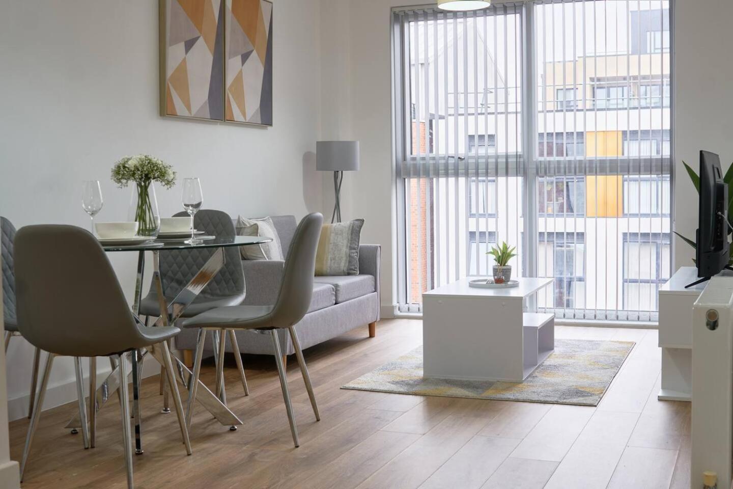 Modern Central Apartment - City Centre - Fast Wifi - Near Utilitia Arena & Icc 버밍엄 외부 사진